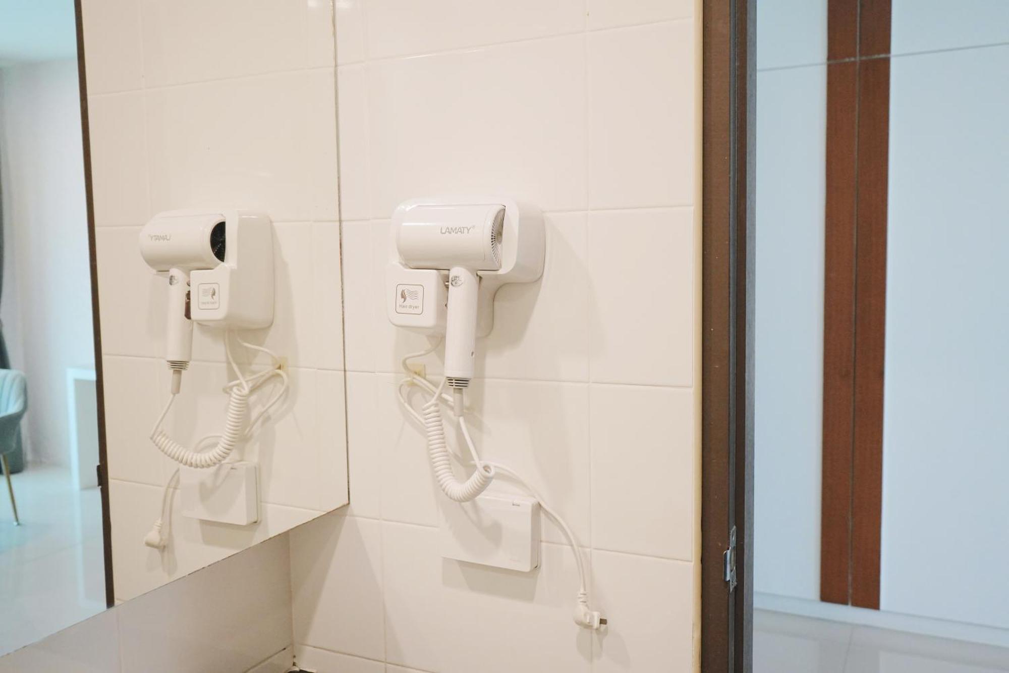 Herry Residence Чиангмай Екстериор снимка