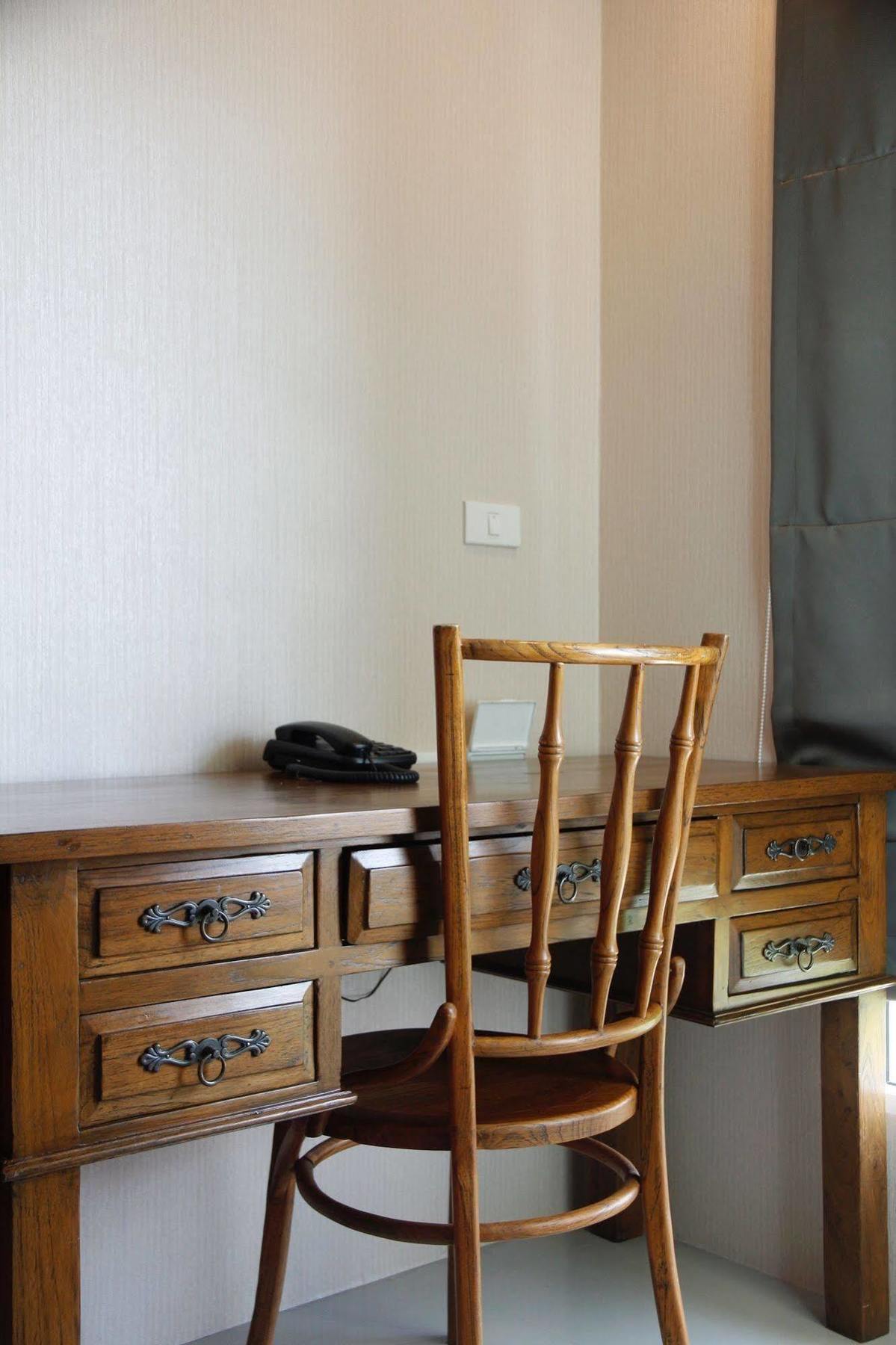 Herry Residence Чиангмай Екстериор снимка
