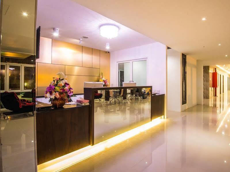 Herry Residence Чиангмай Екстериор снимка