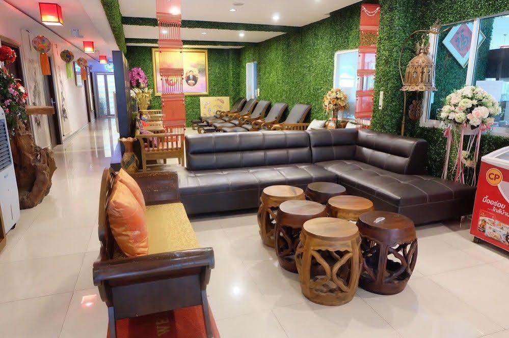 Herry Residence Чиангмай Екстериор снимка